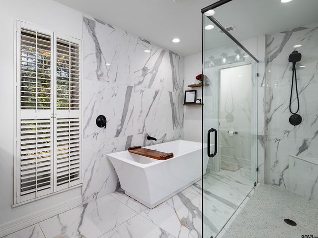 8212 Cambridge Rd, Tyler, TX 75703