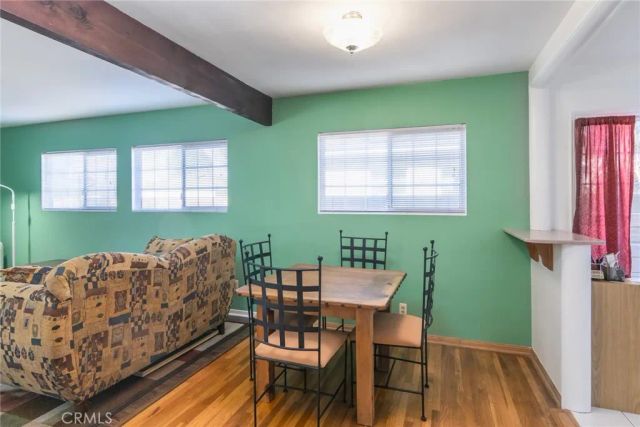 8009 Aldea, Lake Balboa, CA 91406