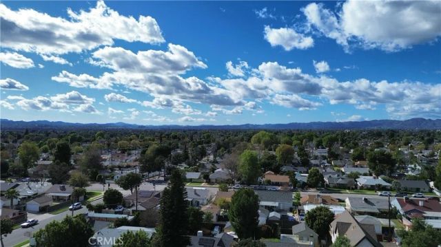 8009 Aldea, Lake Balboa, CA 91406