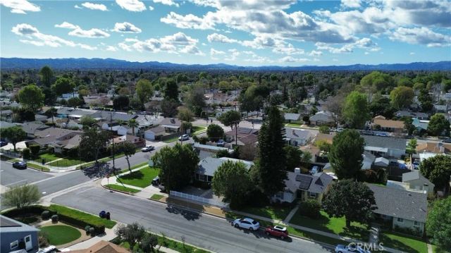 8009 Aldea, Lake Balboa, CA 91406