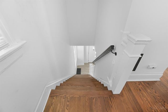 3475 Woodburn Avenue, Cincinnati, OH 45207