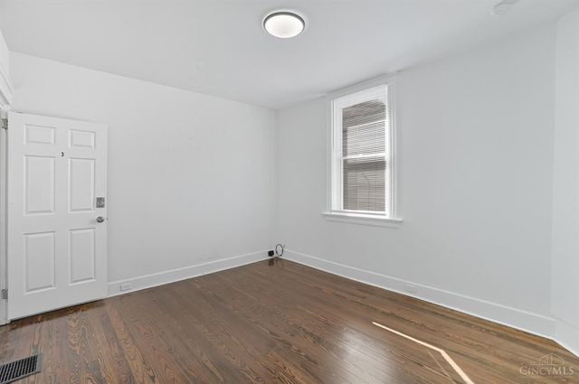 3475 Woodburn Avenue, Cincinnati, OH 45207