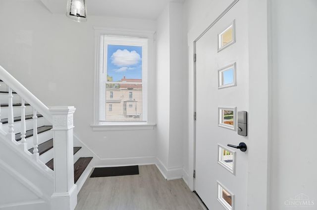 3475 Woodburn Avenue, Cincinnati, OH 45207