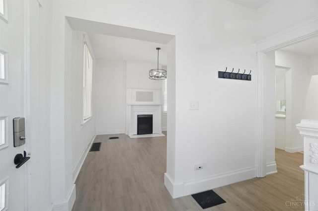 3475 Woodburn Avenue, Cincinnati, OH 45207