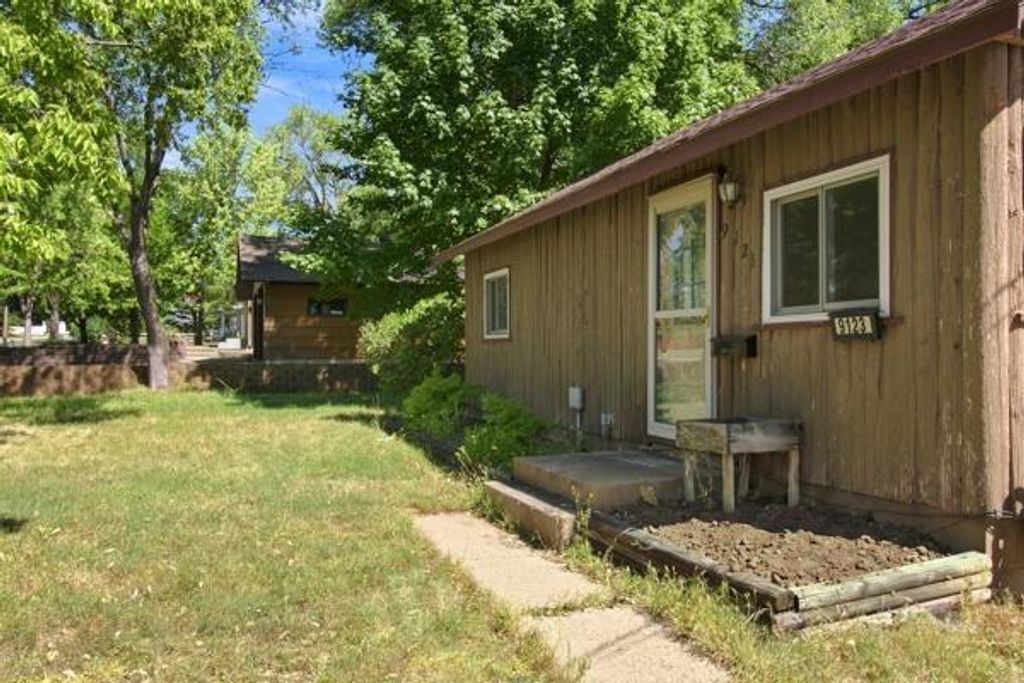 9123 Pillsbury Avenue S, Bloomington, MN 55420 — photo 2