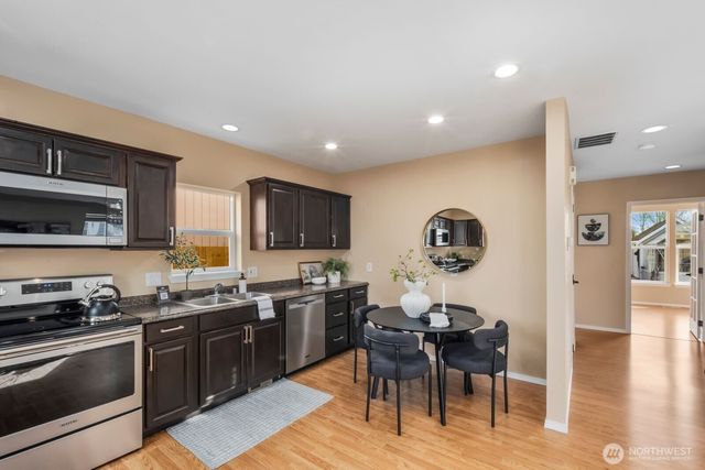 2309 Martin Luther King Jr Way, Tacoma, WA 98405