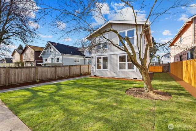 2309 Martin Luther King Jr Way, Tacoma, WA 98405