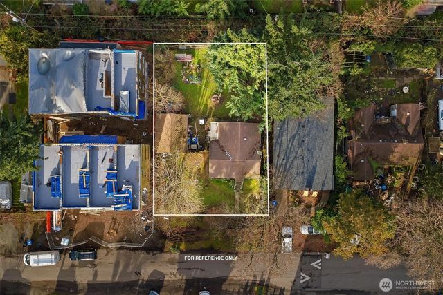 934 N 101st Street, Seattle, WA 98133