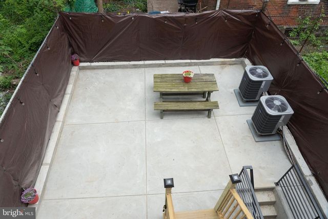 5040 MARKET ST, Philadelphia, PA 19139