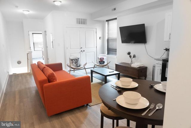 5040 MARKET ST, Philadelphia, PA 19139