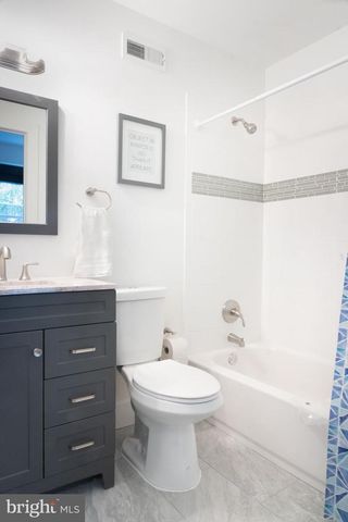 5040 MARKET ST, Philadelphia, PA 19139