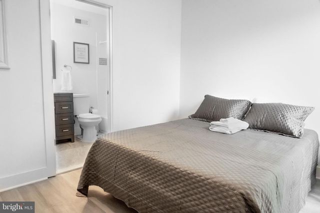 5040 MARKET ST, Philadelphia, PA 19139