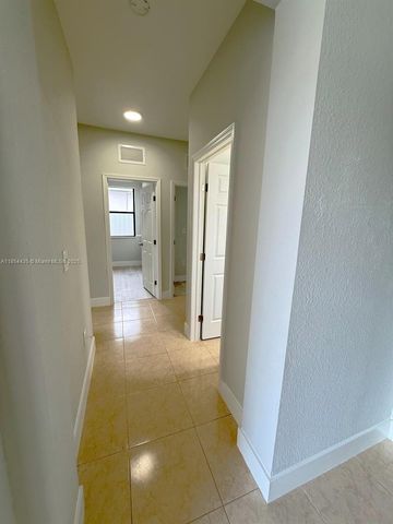 13631 SW 272nd Ter, Homestead, FL 33032