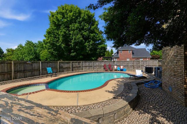 4020 Thornbury Drive, Springdale, AR 72762