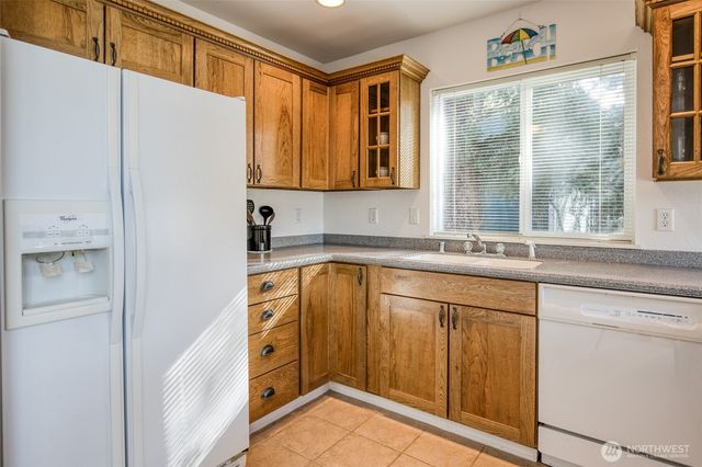 169 Octopus Avenue NE, Ocean Shores, WA 98569