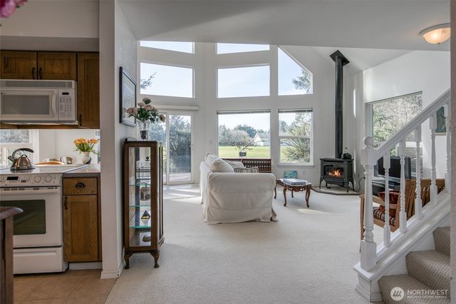 169 Octopus Avenue NE, Ocean Shores, WA 98569