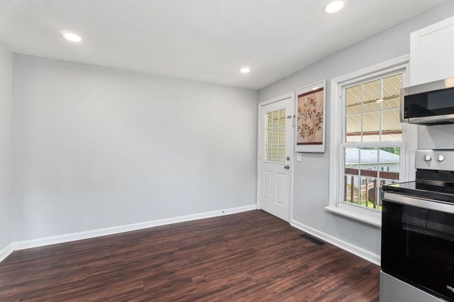 310 W End Ave, Mcminnville, TN 37110