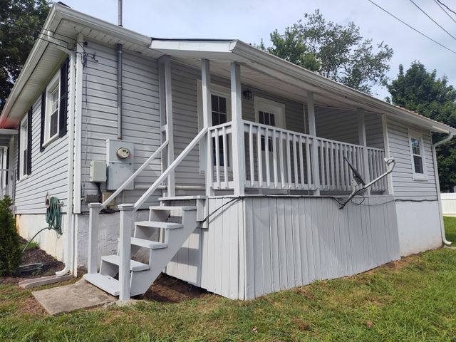 310 W End Ave, Mcminnville, TN 37110