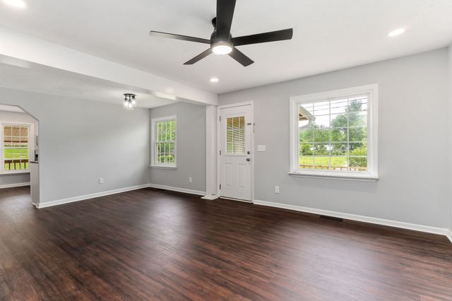 310 W End Ave, Mcminnville, TN 37110