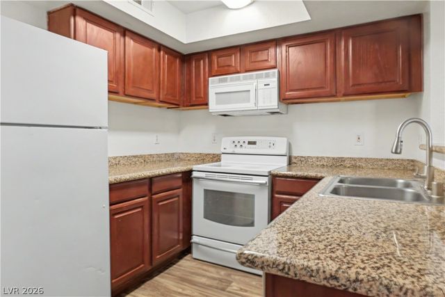6800 East Lake Mead Boulevard 1111, Las Vegas, NV 89156