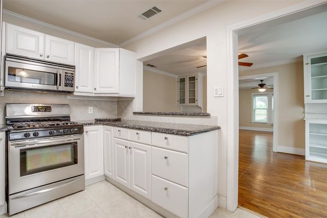 3754 W 5th Street, Fort Worth, TX 76107