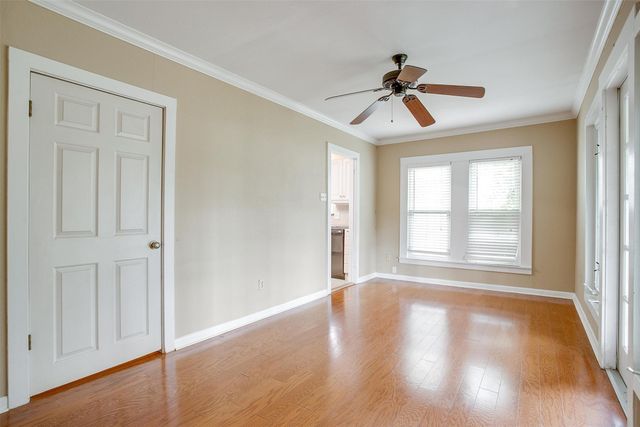 3754 W 5th Street, Fort Worth, TX 76107