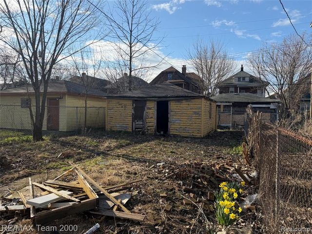 5564 Ivanhoe Street, Detroit, MI 48204