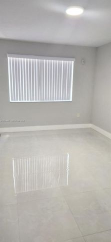 7823 Miller Dr C105, Miami, FL 33155