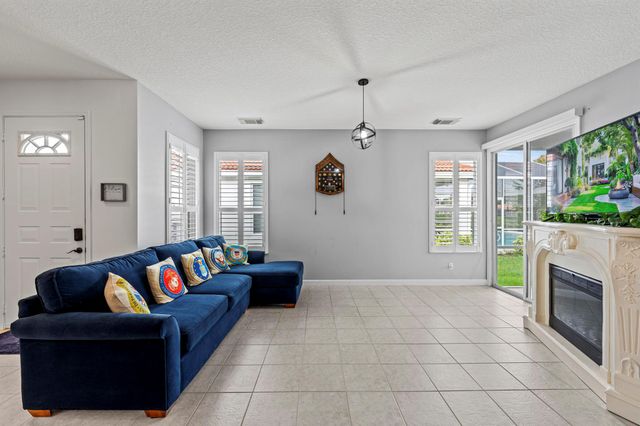 506 SW Treasure Cove, Port St Lucie, FL 34986