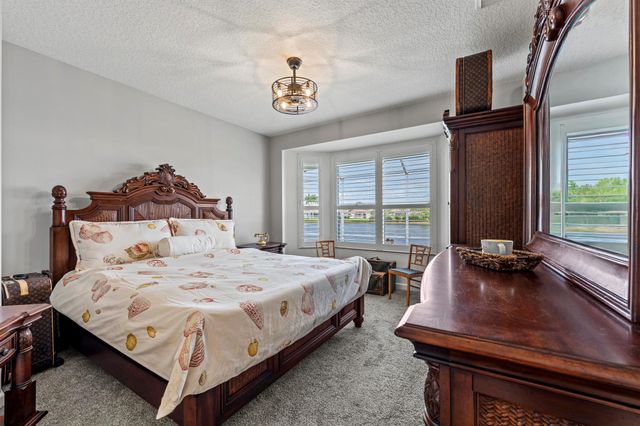 506 SW Treasure Cove, Port St Lucie, FL 34986