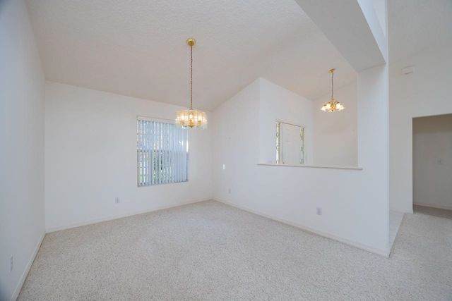 137 CAPTAINS POINTE CIR, St Augustine, FL 32086