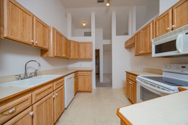 137 CAPTAINS POINTE CIR, St Augustine, FL 32086