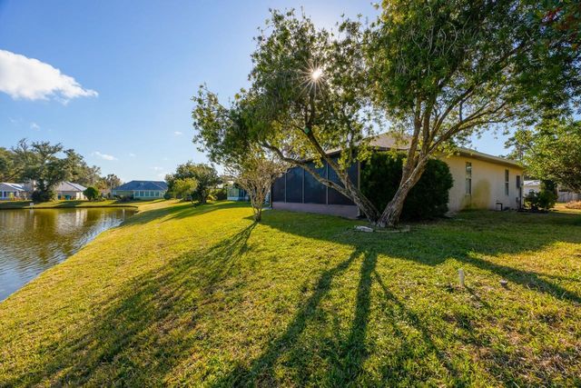 137 CAPTAINS POINTE CIR, St Augustine, FL 32086