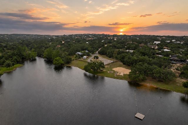 10102 Twin Lake LOOP, Dripping Springs, TX 78620