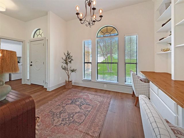 10102 Twin Lake LOOP, Dripping Springs, TX 78620