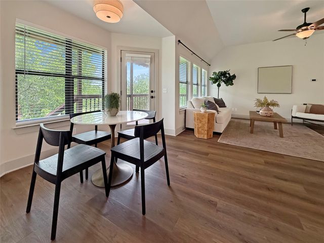10102 Twin Lake LOOP, Dripping Springs, TX 78620