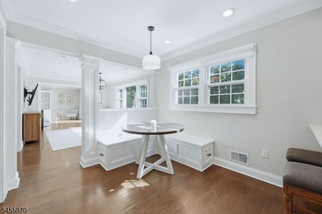11 Tallwood Ct, Parsippany-troy Hills Twp., NJ 07950