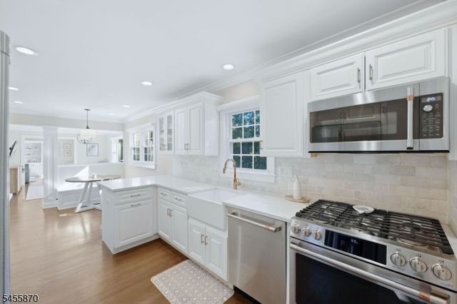 11 Tallwood Ct, Parsippany-troy Hills Twp., NJ 07950
