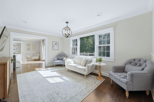 11 Tallwood Ct, Parsippany-troy Hills Twp., NJ 07950
