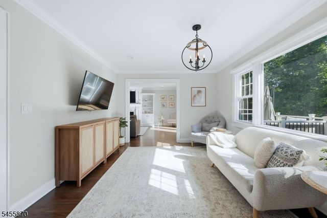11 Tallwood Ct, Parsippany-troy Hills Twp., NJ 07950
