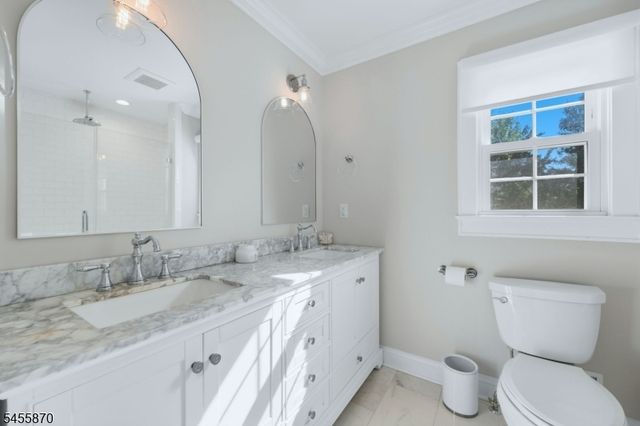 11 Tallwood Ct, Parsippany-troy Hills Twp., NJ 07950
