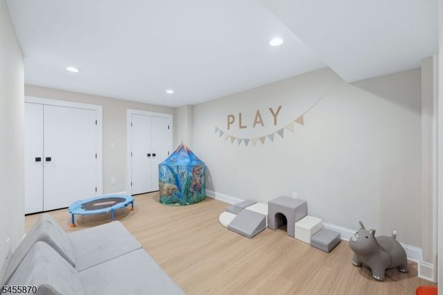 11 Tallwood Ct, Parsippany-troy Hills Twp., NJ 07950