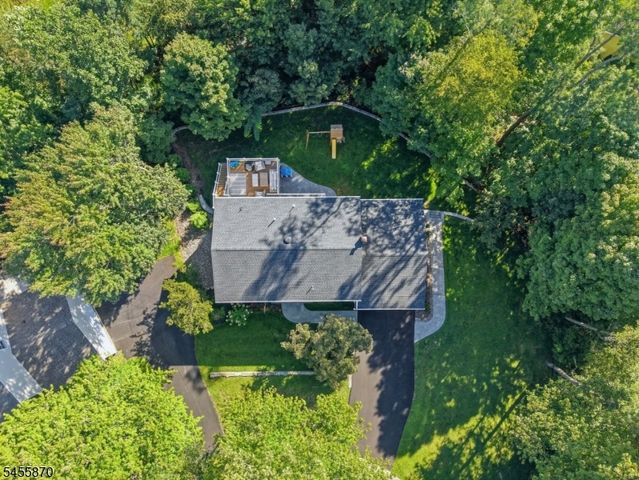 11 Tallwood Ct, Parsippany-troy Hills Twp., NJ 07950