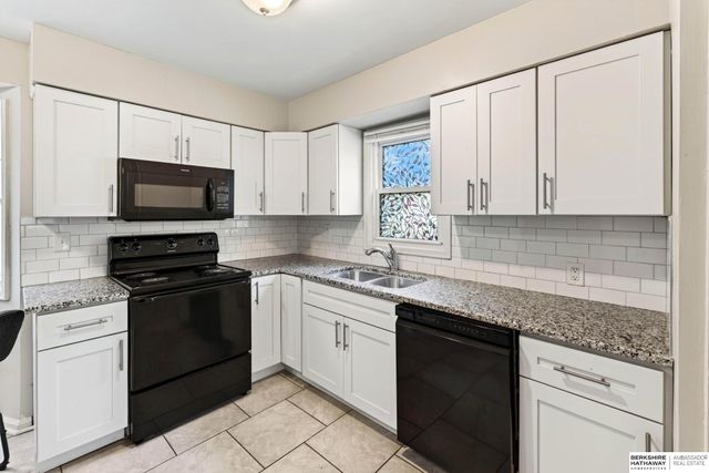 2516 Sharon Drive, Omaha, NE 68112