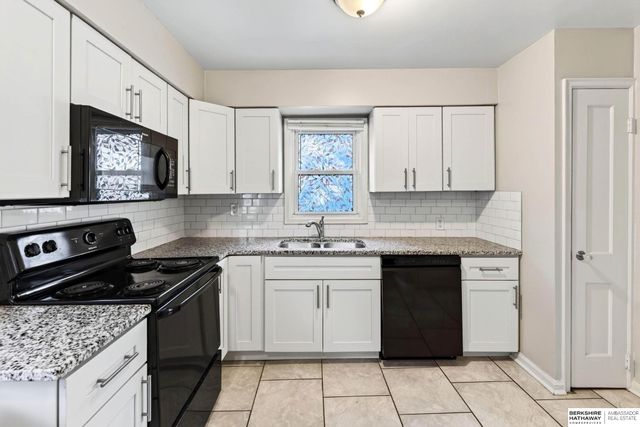 2516 Sharon Drive, Omaha, NE 68112