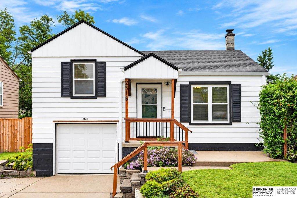 2516 Sharon Drive, Omaha, NE 68112