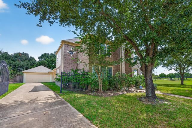 5535 Moss Meadow Court, Sugar Land, TX 77479