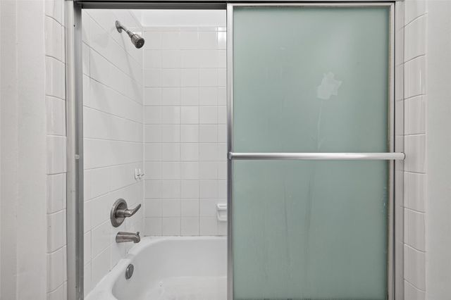 5535 Moss Meadow Court, Sugar Land, TX 77479