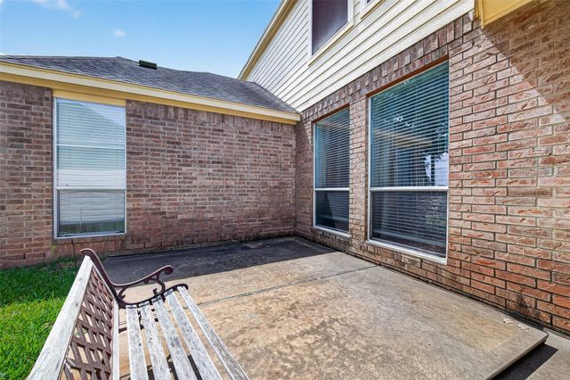 5535 Moss Meadow Court, Sugar Land, TX 77479