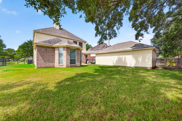 5535 Moss Meadow Court, Sugar Land, TX 77479